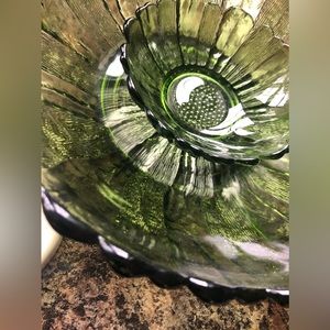 Retro Vintage Anchor Hocking  Avocado Green Chip Bowl with 3 dip bowls.